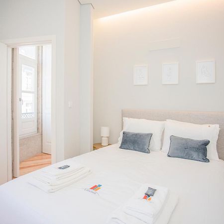 Liiiving In Porto - Aliados Stone Apartment المظهر الخارجي الصورة