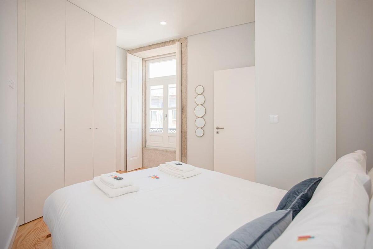 Liiiving In Porto - Aliados Stone Apartment المظهر الخارجي الصورة