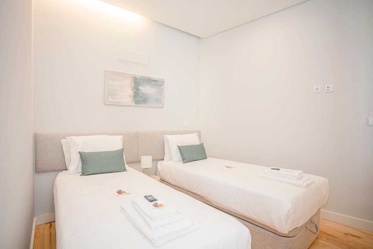 Liiiving In Porto - Aliados Stone Apartment المظهر الخارجي الصورة