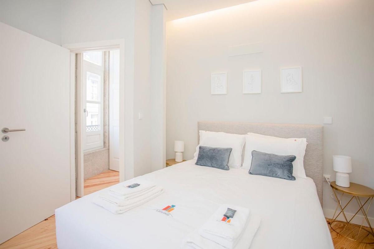 Liiiving In Porto - Aliados Stone Apartment المظهر الخارجي الصورة