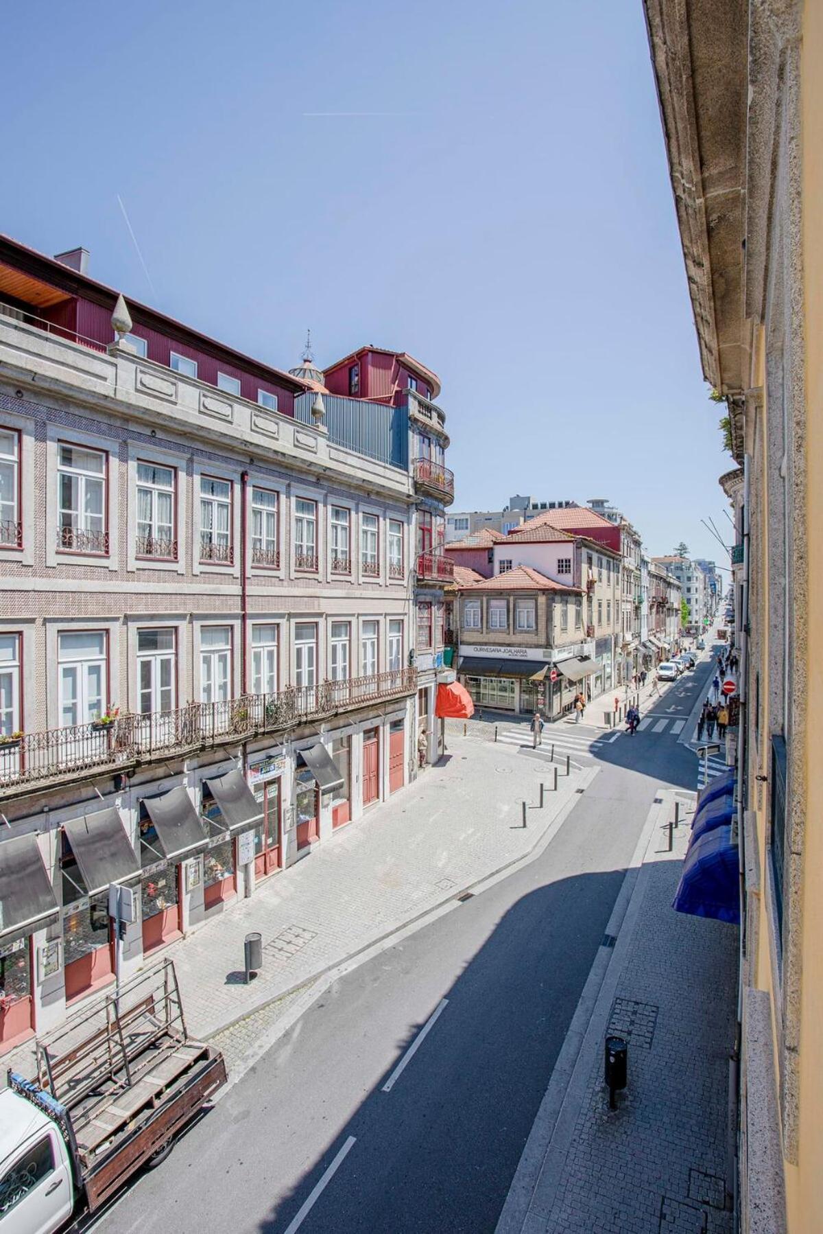 Liiiving In Porto - Aliados Stone Apartment المظهر الخارجي الصورة